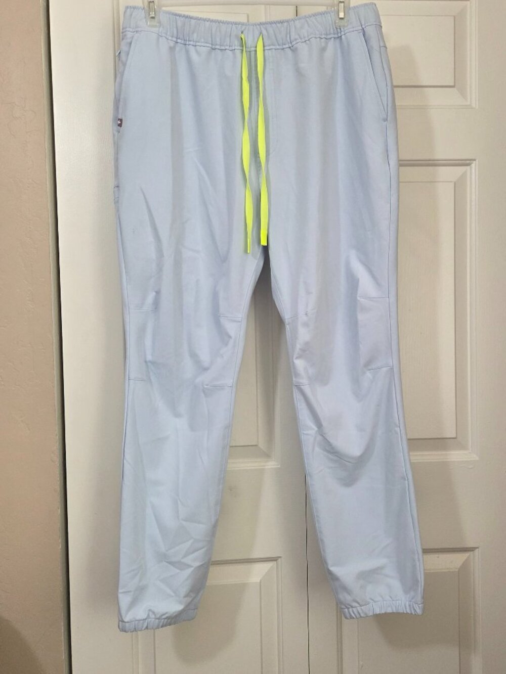 🌟 FIGS Men's Tansen Jogger Scrub Pants (XL) - Open Skies - Limited Edition Drop